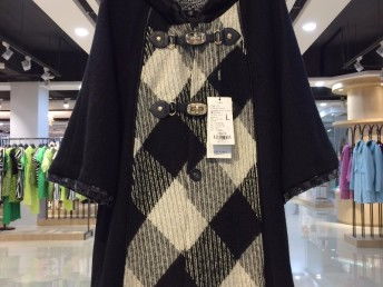 廣州服裝鞋帽箱包國內貿易代理 圖品牌呢子大衣批發市場廠家全解析